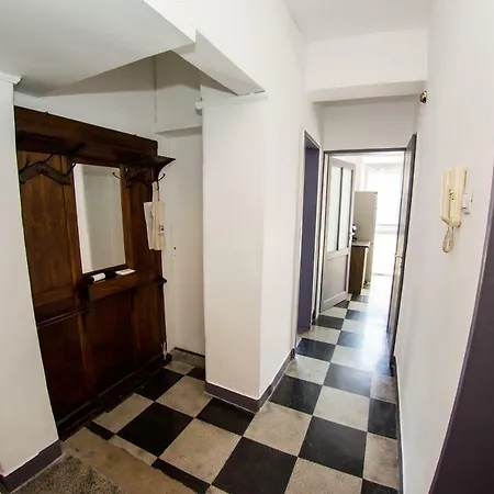 Center Sofia, Vitosha Boulevard Apartment