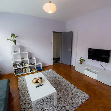 Center Sofia, Vitosha Boulevard Apartment